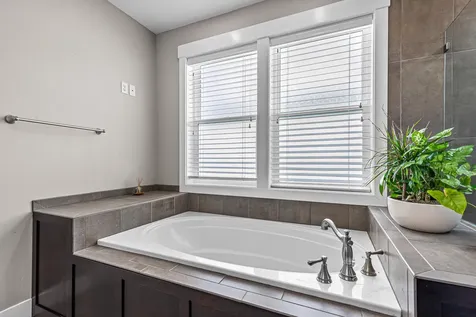 4338 Vineyard Terrace Medford OR 97504