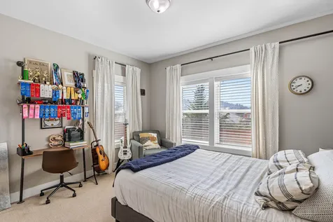 4338 Vineyard Terrace Medford OR 97504