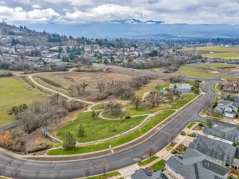4338 Vineyard Terrace Medford OR 97504