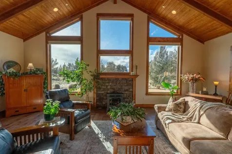 18401 SW Mount Adams Loop Powell Butte OR 97753