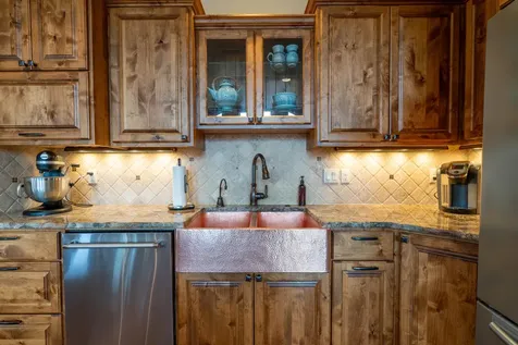 18401 SW Mount Adams Loop Powell Butte OR 97753