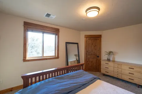 18401 SW Mount Adams Loop Powell Butte OR 97753