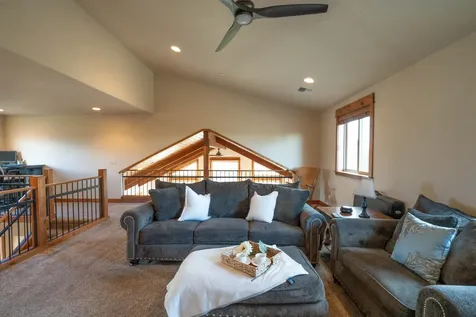 18401 SW Mount Adams Loop Powell Butte OR 97753