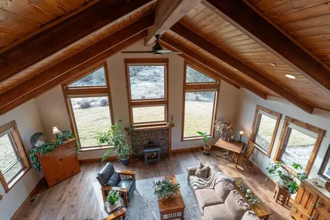 18401 SW Mount Adams Loop Powell Butte OR 97753