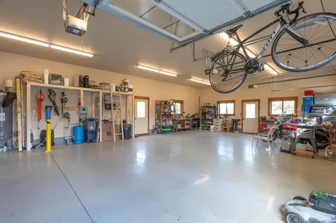 18401 SW Mount Adams Loop Powell Butte OR 97753
