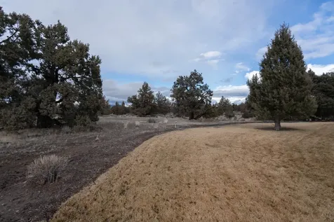 18401 SW Mount Adams Loop Powell Butte OR 97753