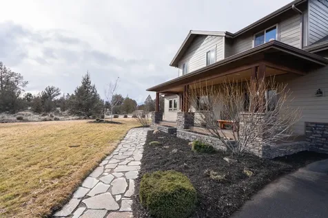 18401 SW Mount Adams Loop Powell Butte OR 97753