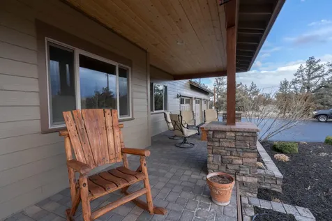 18401 SW Mount Adams Loop Powell Butte OR 97753