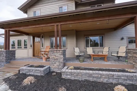 18401 SW Mount Adams Loop Powell Butte OR 97753