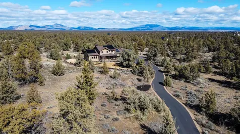 18401 SW Mount Adams Loop Powell Butte OR 97753