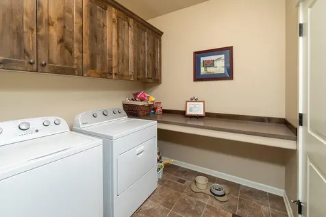 862 NE Steins Pillar Drive Prineville OR 97754