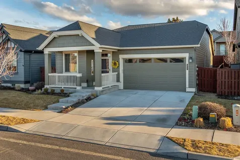 862 NE Steins Pillar Drive Prineville OR 97754
