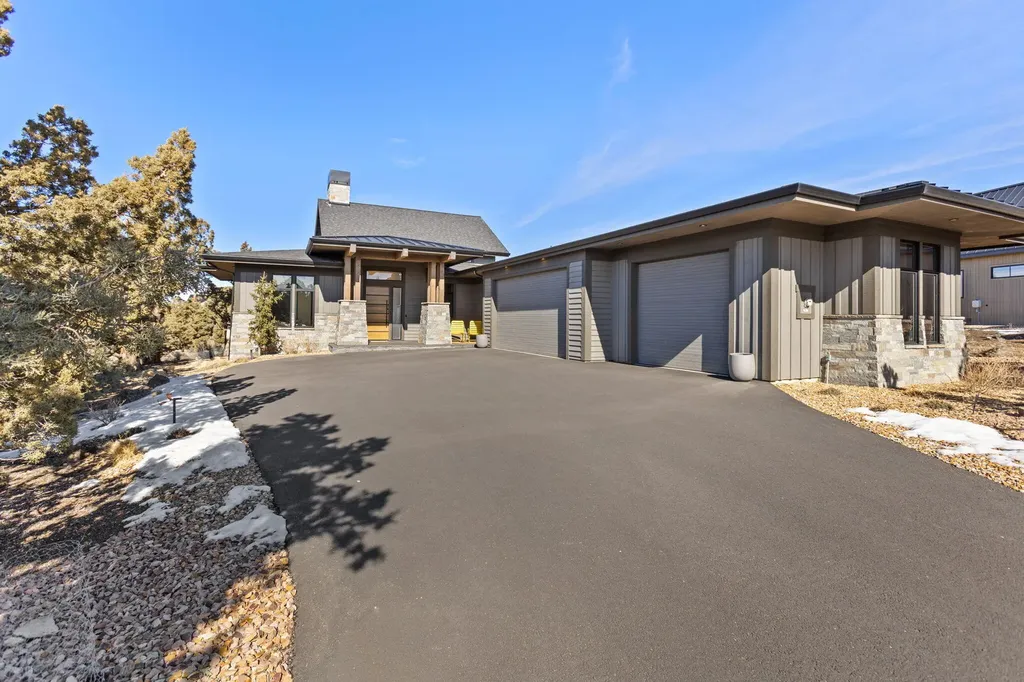 15501 SW Wooden Trestle Lane Powell Butte OR 97753