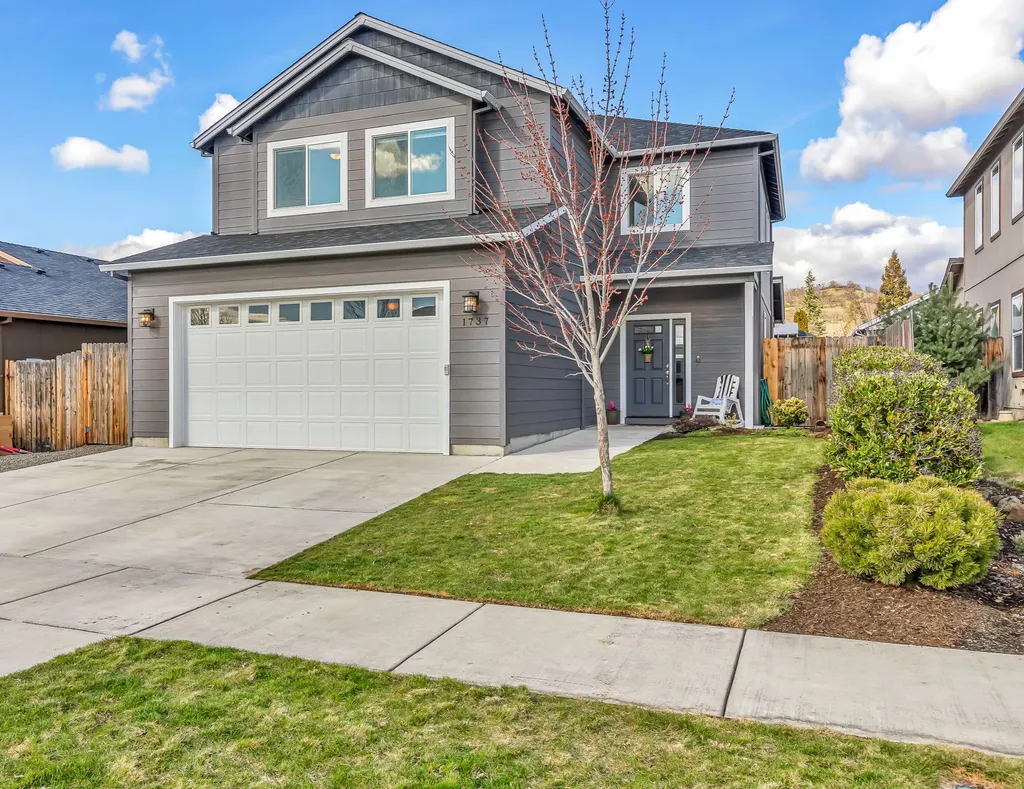 1737 Dragon Tail Place Medford OR 97504