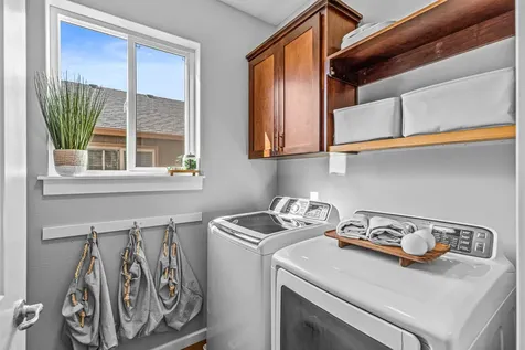 1737 Dragon Tail Place Medford OR 97504