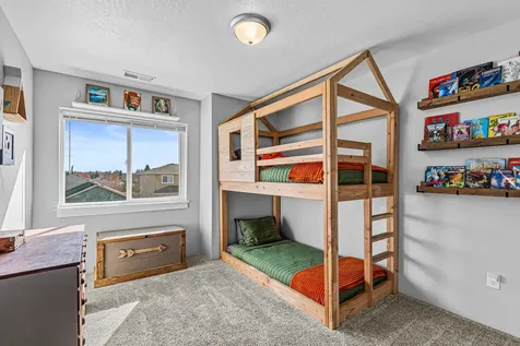 1737 Dragon Tail Place Medford OR 97504