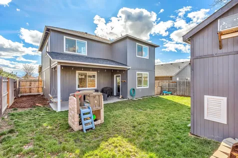 1737 Dragon Tail Place Medford OR 97504
