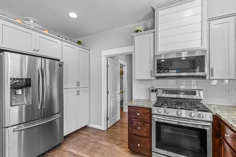 1737 Dragon Tail Place Medford OR 97504