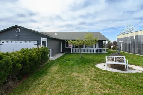 9047 13th Street Terrebonne OR 97760