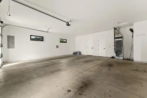 107 NE Vertical Drive Grants Pass OR 97526