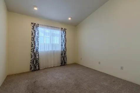 744 Fernwood Drive Medford OR 97504