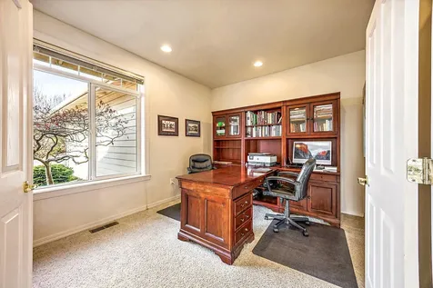 1564 Upland Place Medford OR 97504
