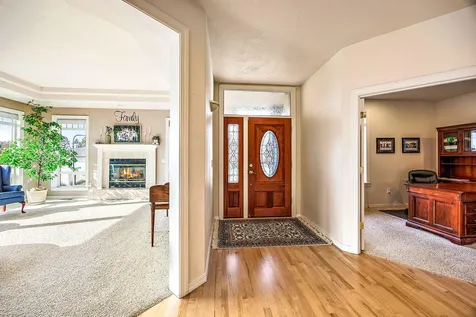 1564 Upland Place Medford OR 97504