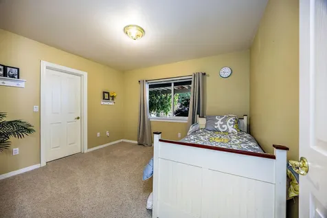 1564 Upland Place Medford OR 97504