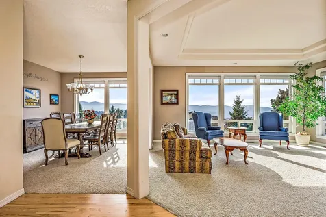 1564 Upland Place Medford OR 97504