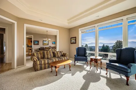 1564 Upland Place Medford OR 97504