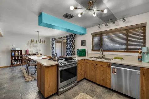 303 NW Poplar Street Madras OR 97741