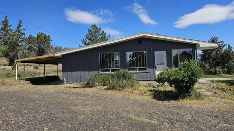 303 NW Poplar Street Madras OR 97741