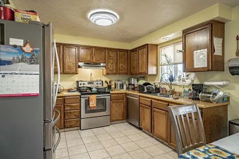 1521 Grand Avenue Medford OR 97504