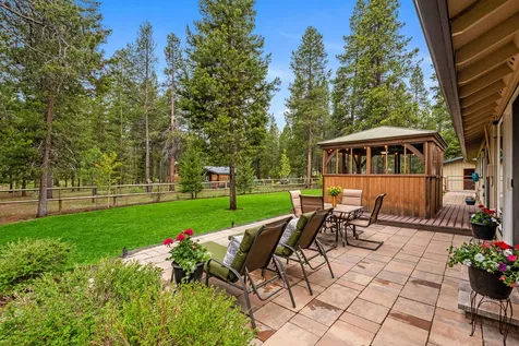 15023 River Loop Drive E Bend OR 97707