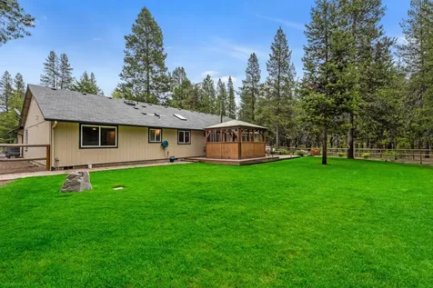 15023 River Loop Drive E Bend OR 97707