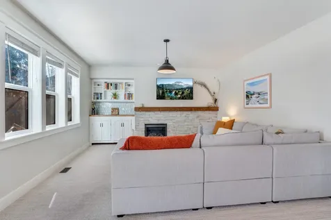 60968 Snowberry Place Bend OR 97702