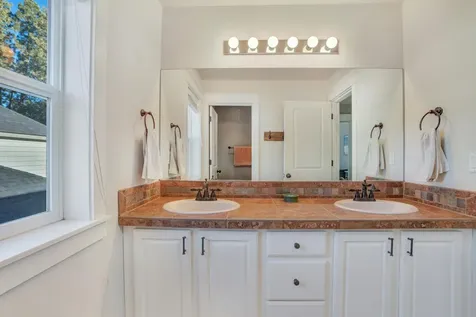 60968 Snowberry Place Bend OR 97702