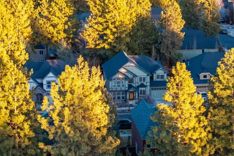 60968 Snowberry Place Bend OR 97702