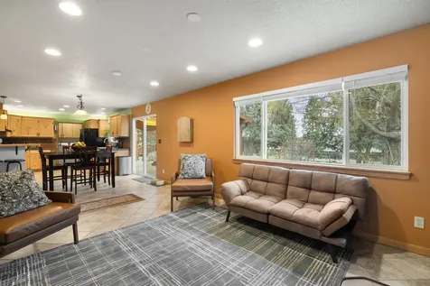3390 SW Antelope Avenue Redmond OR 97756