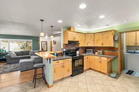 3390 SW Antelope Avenue Redmond OR 97756