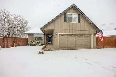 1314 Magruder Court Central Point OR 97502