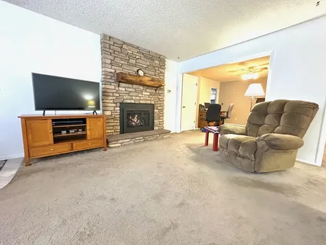 6528 Climax Avenue Klamath Falls OR 97603