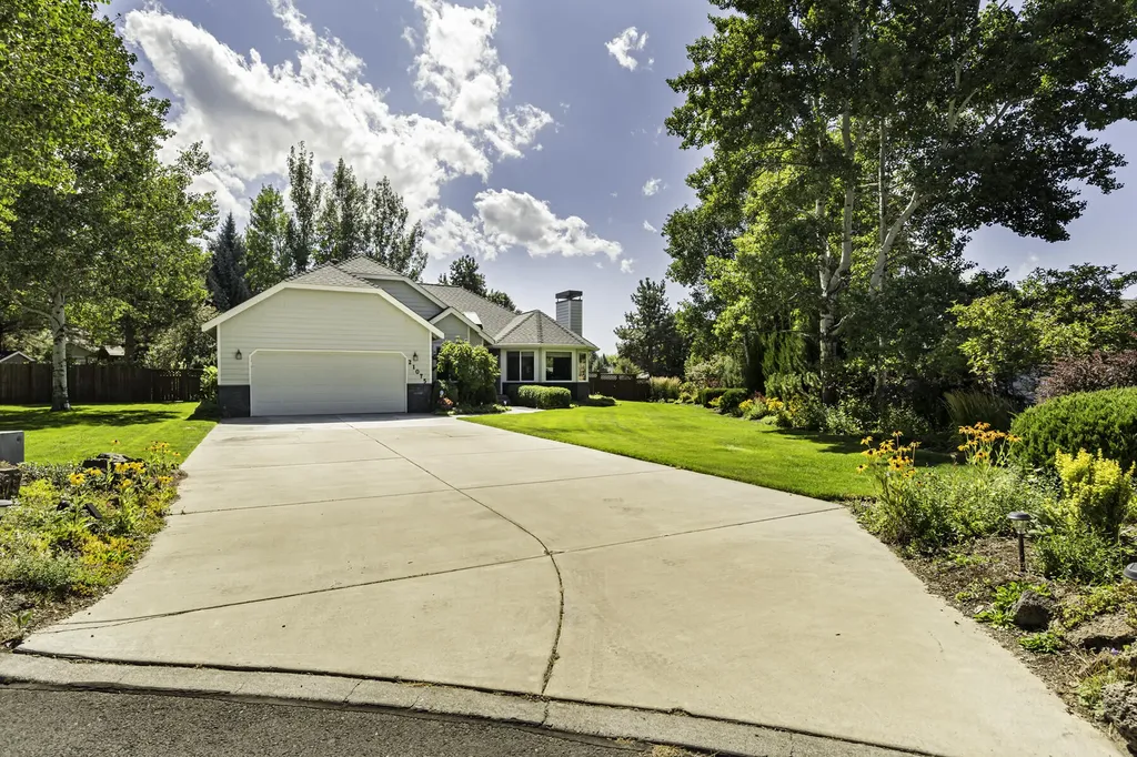 21075 Dooley Mountain Court Bend OR 97702
