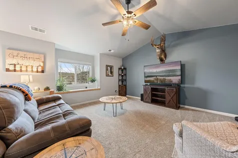 1616 SW Sarasoda Court Redmond OR 97756