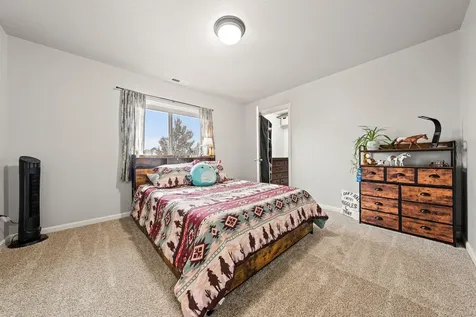 1616 SW Sarasoda Court Redmond OR 97756