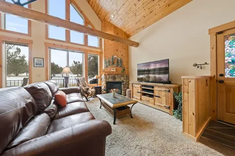8665 Red Wing Lane Redmond OR 97756