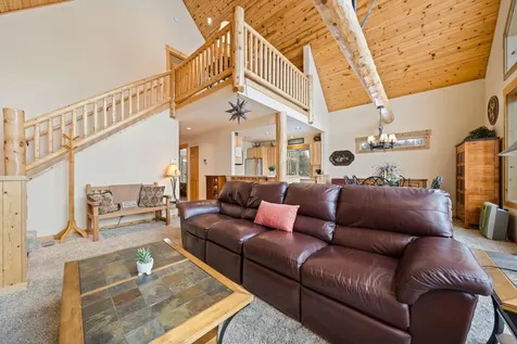 8665 Red Wing Lane Redmond OR 97756