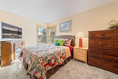 8665 Red Wing Lane Redmond OR 97756