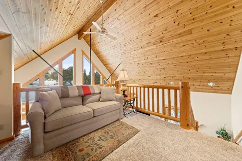 8665 Red Wing Lane Redmond OR 97756