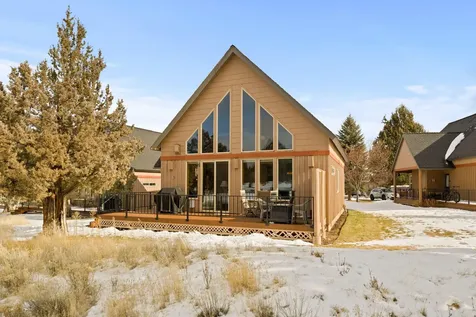 8665 Red Wing Lane Redmond OR 97756